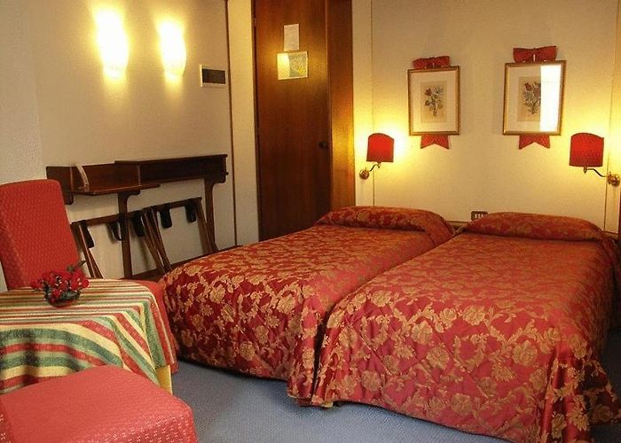 HOTEL DUSE ASOLO 3 Italia da 122 HOTELMIX