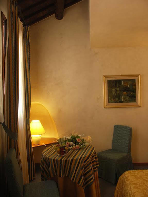 HOTEL DUSE ASOLO 3 Italia da 122 HOTELMIX