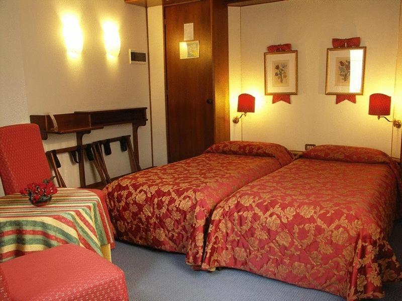 HOTEL DUSE ASOLO 3 Italia da 122 HOTELMIX